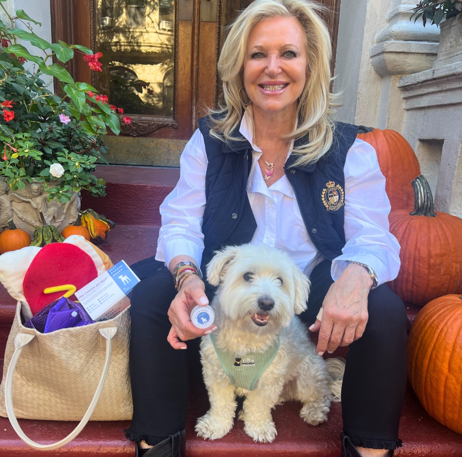 š Canine Halloween Costume Showdown ā We Need Your Vote!